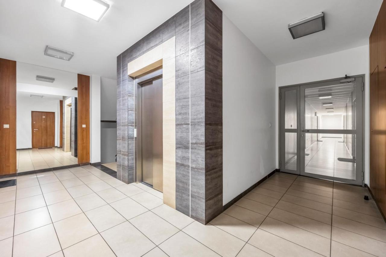 Spacious 2 Bedroom Ac Dalanowska 46 华沙 外观 照片